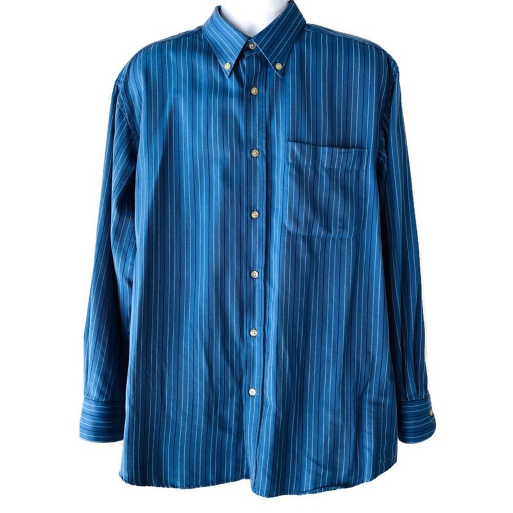 T. Harris London Mens Size XL Blue Striped Shirt.